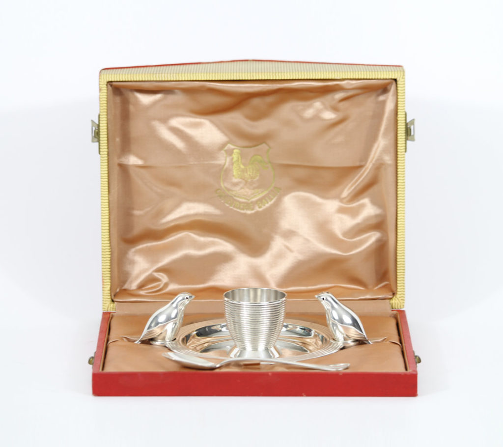 Coquetier Christofle Gallia - Métal Argenté, Motif Olive Et Feston, France 1960