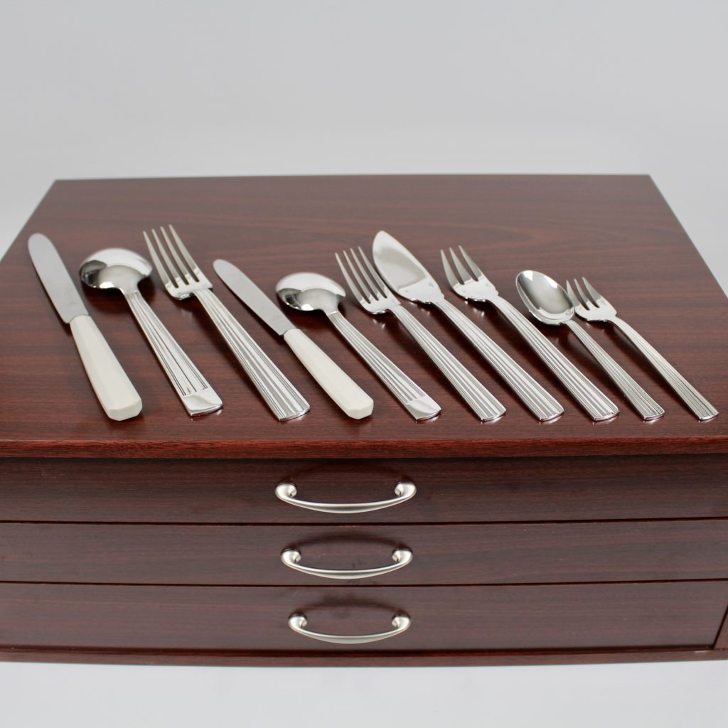 Cuillère De Service Christofle Mira – Métal Argenté Finition Mate